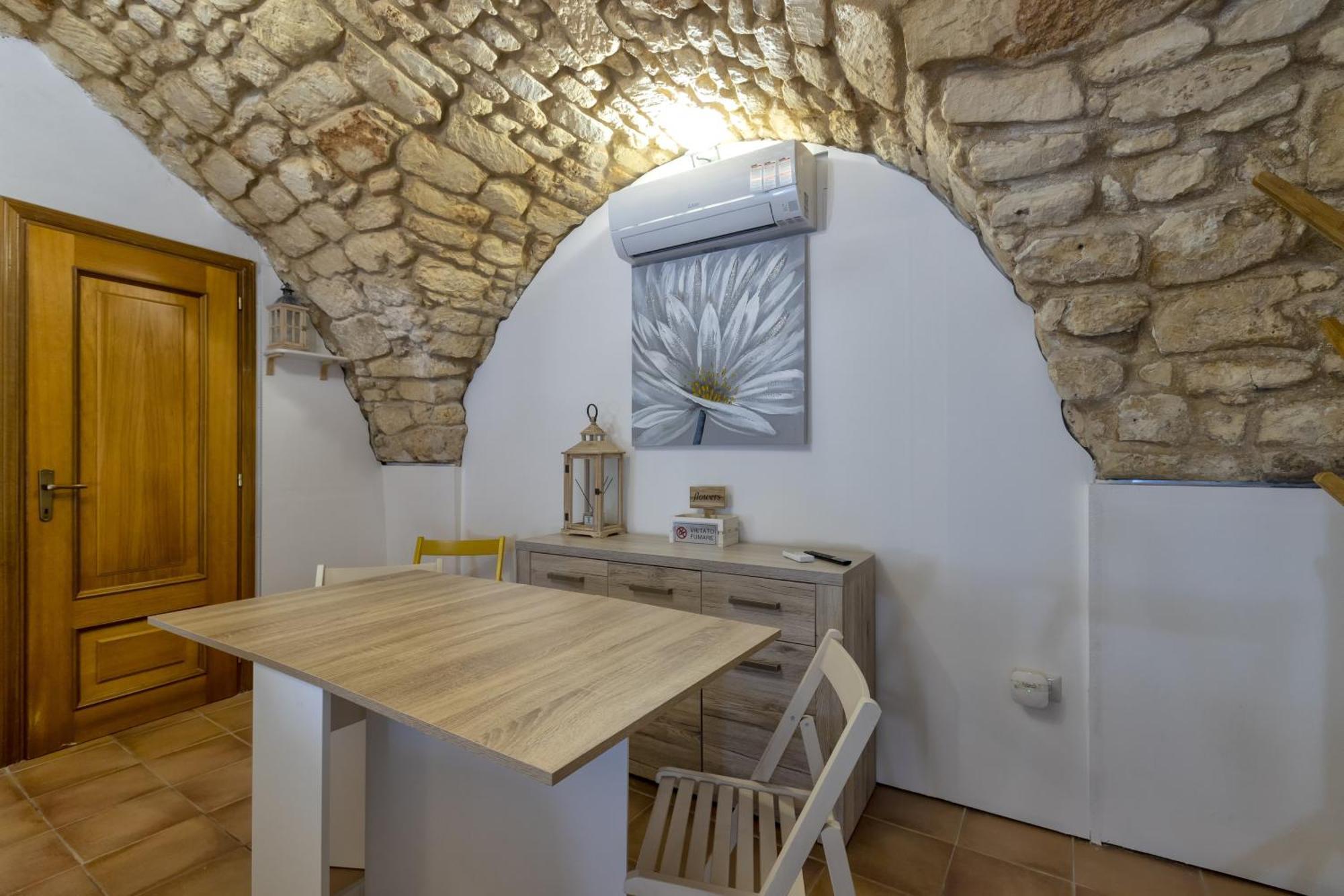 La Casetta Di Pietra Sássari Exterior foto